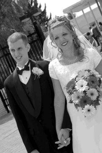 arent we a cute couple heheh
ANNA Louise Floyd
04 Sep 2007