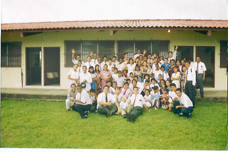 En el ultimo domingo de Elder Harris.
Josué Francisco Salazar
23 Jun 2002