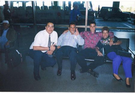 El ultimo dia de Juan Estrada en Panama
Josué Francisco Salazar
13 Mar 2003