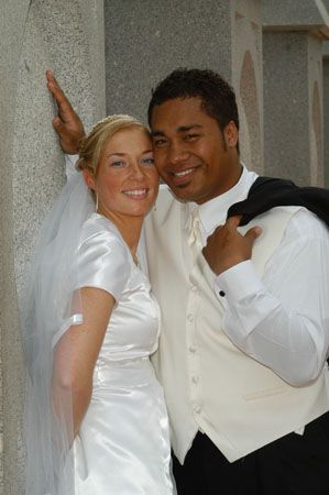 a picture of our big day
T  Taumoefolau
20 Sep 2003