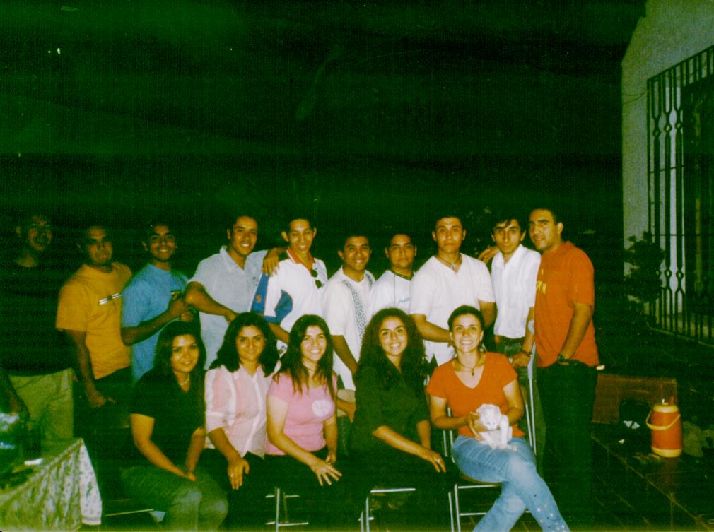 aqui fue en la casa de la Maria Jose fue Kalida!!
Alexis  Barriga
20 Aug 2003