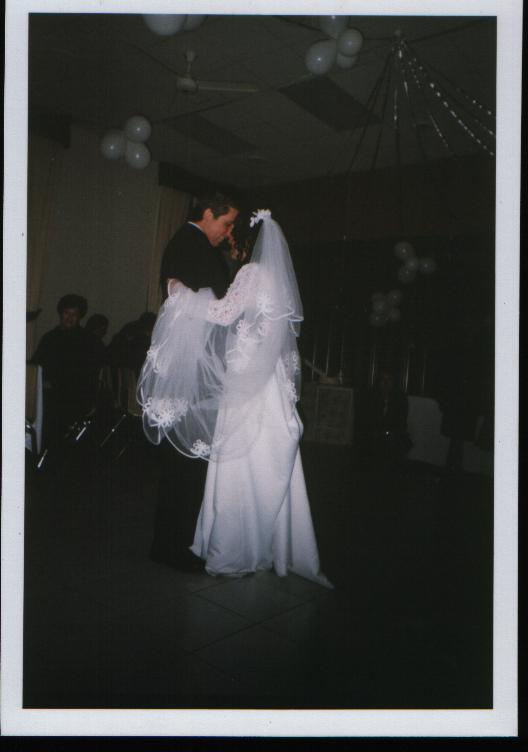 el baile
marcela  almonacid
30 Oct 2003