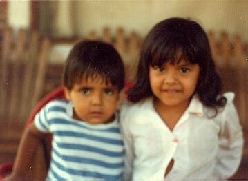 Ninos Paraguayos
Stella  Neale
29 Oct 2001