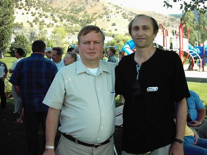 Elders Hays and Vandenwijngaert at PPM Reunion Aug 14, 2004
Dirk Willden
14 Aug 2004
