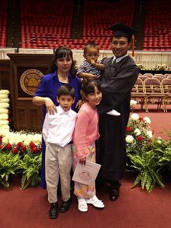 Graduated  in Civil Engineering
Augusto Percy Robles
03 Jul 2004