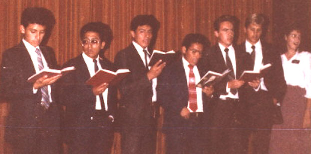 Coro navideño de misioneros en la zona de Tacna.
Peter Italo Avila
30 Jul 2005