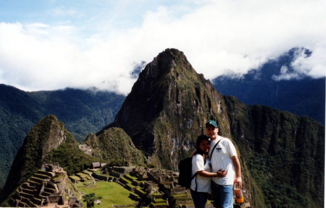 Mi esposo y yo con el Cristo Viviente.
Martha Elizabeth Abegglen
20 Feb 2007