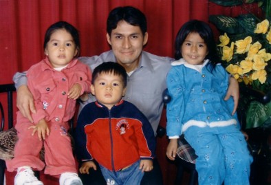 los amo mucho son, rouse dayana,akemi briscel,airan rodney
Miguel Ruben  Echegaray Nice
16 Mar 2007
