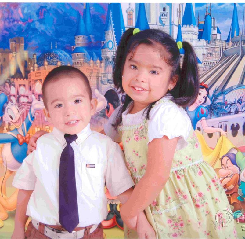 Una foto para el recuerdo...
Yenyffer  Barreto Tuero de Guzmán
06 May 2009