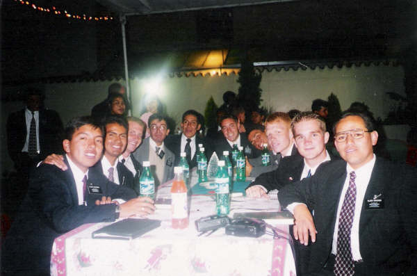 Ésta es una foto de la Zona Zamácola, diciembre 98.
Richard John Chamorro
27 Oct 2009