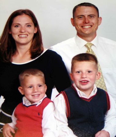 Shults Family 2004
Roger M. Shults
17 Aug 2004