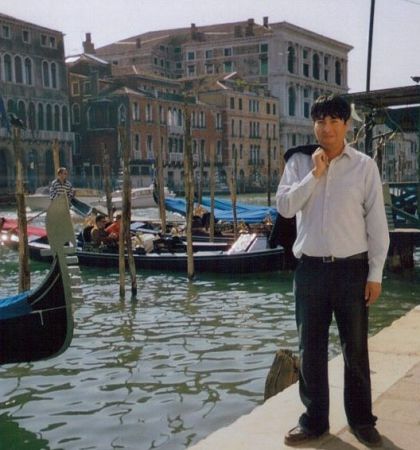 En Venecia.  Fue chévere ese paseo.
Alex  Berrospi Valentin
21 Mar 2006