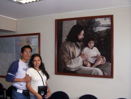 De visita a la oficina de la mision estoy ahi con mi esposo
Veronica  Urbano
03 Aug 2007