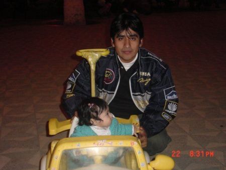 AQUI PASEANDO CON MI ENGREIDA...
Roberto Jesus Nicho Herrera
29 Jun 2008