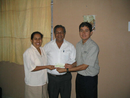 Last week brother Jose Mejia, Enace Ward, Piura Peru Stake, returned missionary, householder with four children and former bishop received a microloan from Eagle Condor Humanitarian. Bro.Mejia is going to start a Hamburger Carts microbusiness in order to become self-reliant. (www.eagle-condor.org)
Oswaldo Tello Mier y Teran
27 Sep 2004