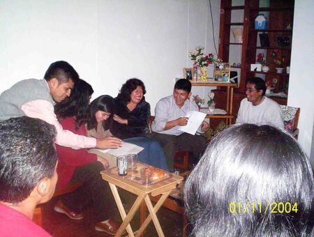 Aqui juntos, dejando un recuerdo y pasando momentos inolvidables de ver al Pdte a la hna Loli y vernos otra vez como excompañeros!
Fredy  Garavito
02 Nov 2004