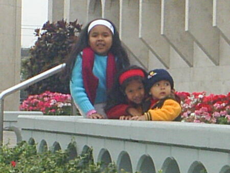 Familia Garay en el Templo de Lima
Marco  Garay Arteaga
04 Apr 2007