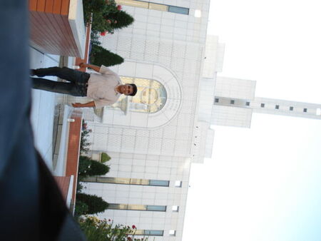 esta foto esta llena de recuerdos espirituales ene el templo de españa aqui todo es muy inspirador
Ex Elder Garcia  ,Milko Alex  Garcia
23 Jan 2008