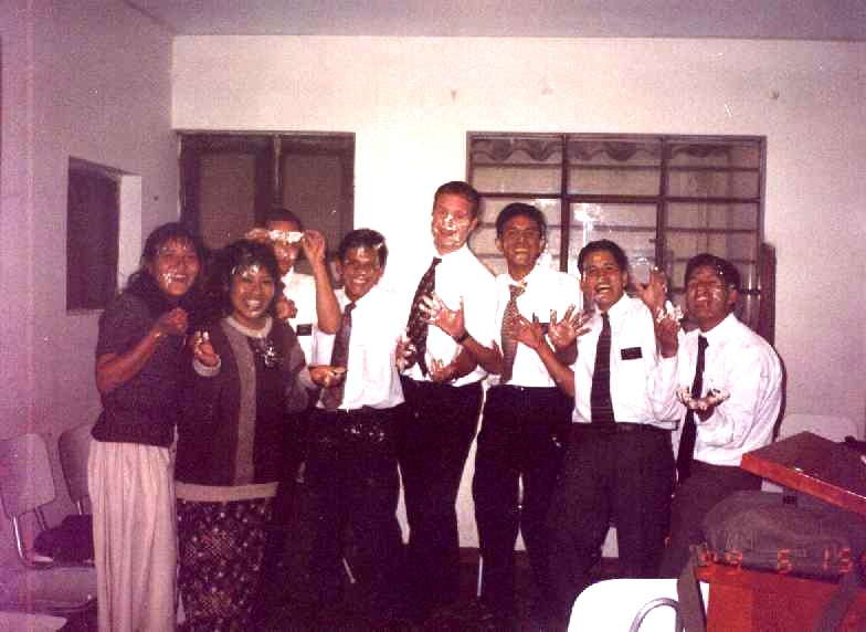 Hna. Davis, Hna. Chavarría, E. Goble, E. Muñoz, E. Young, E. Puyen , E. Quilca, E. Romero

The Tawantinsuyo casa-capilla, Cuzco, abt. May 1999
Michael J. Goble
04 Jan 2002