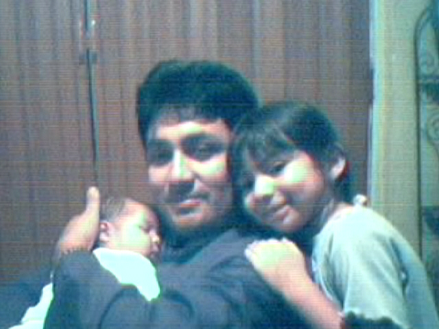 ALEX - ALEXITA - ANDREITA
Alex Robert Garcia
25 May 2004