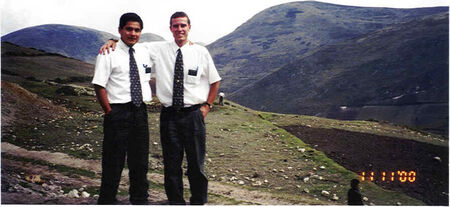 Unos amigos y hermanos, Elderes Vilchez y Palmer.
Luke J Palmer
06 Aug 2005