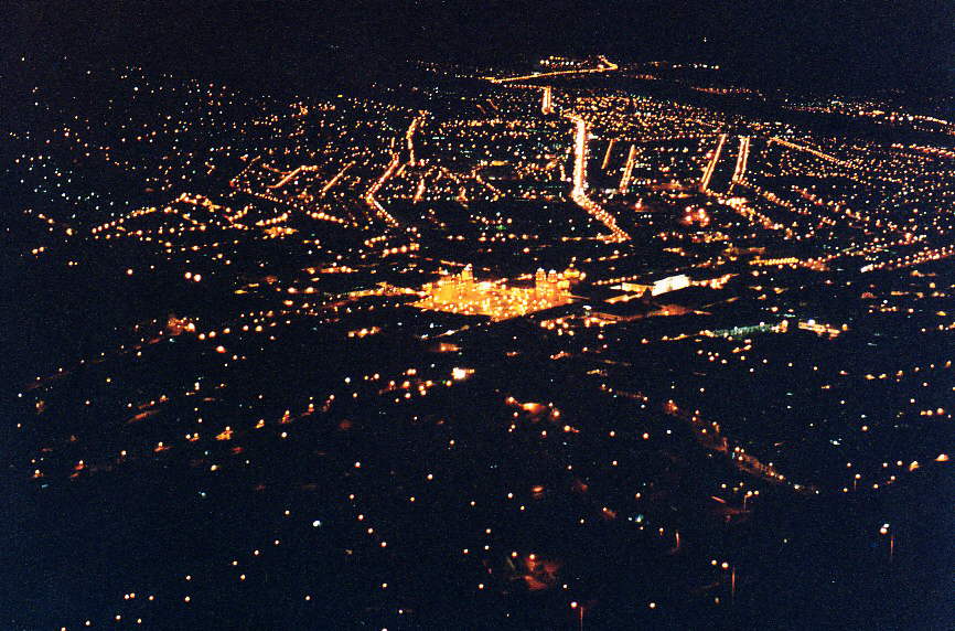 Cuzco at night
Jonathan M Lowe
30 Apr 2001