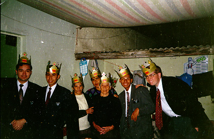 Elders Arana, Mamani (Miguel), Ramírez (Rudigger), and Plowman at our pensión with some members in Jesús María, Lima
Jonathan L. Plowman
07 Jun 2001