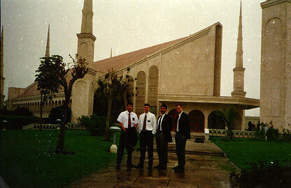 Elders Minaya, Bay, Hernández, and Plowman at the Lima temple in September 1995
Jonathan L. Plowman
07 Jun 2001