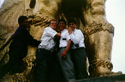 Elders Rodríguez (René), Plowman, Ccori, and Quispe (Edwin) at the feet of Pachakuteq, Cusco, Peru - April 1996.
Jonathan L. Plowman
02 Jul 2001