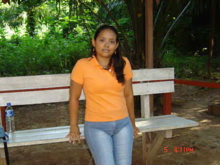 en el parque natural Pucallpa 2007.
Selena Natividad Garcia de Armas
08 Jun 2007