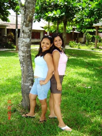 con mi hna carolina en en la urb.fonavi- Pucallpa 2007.
Selena Natividad Garcia de Armas
08 Jun 2007