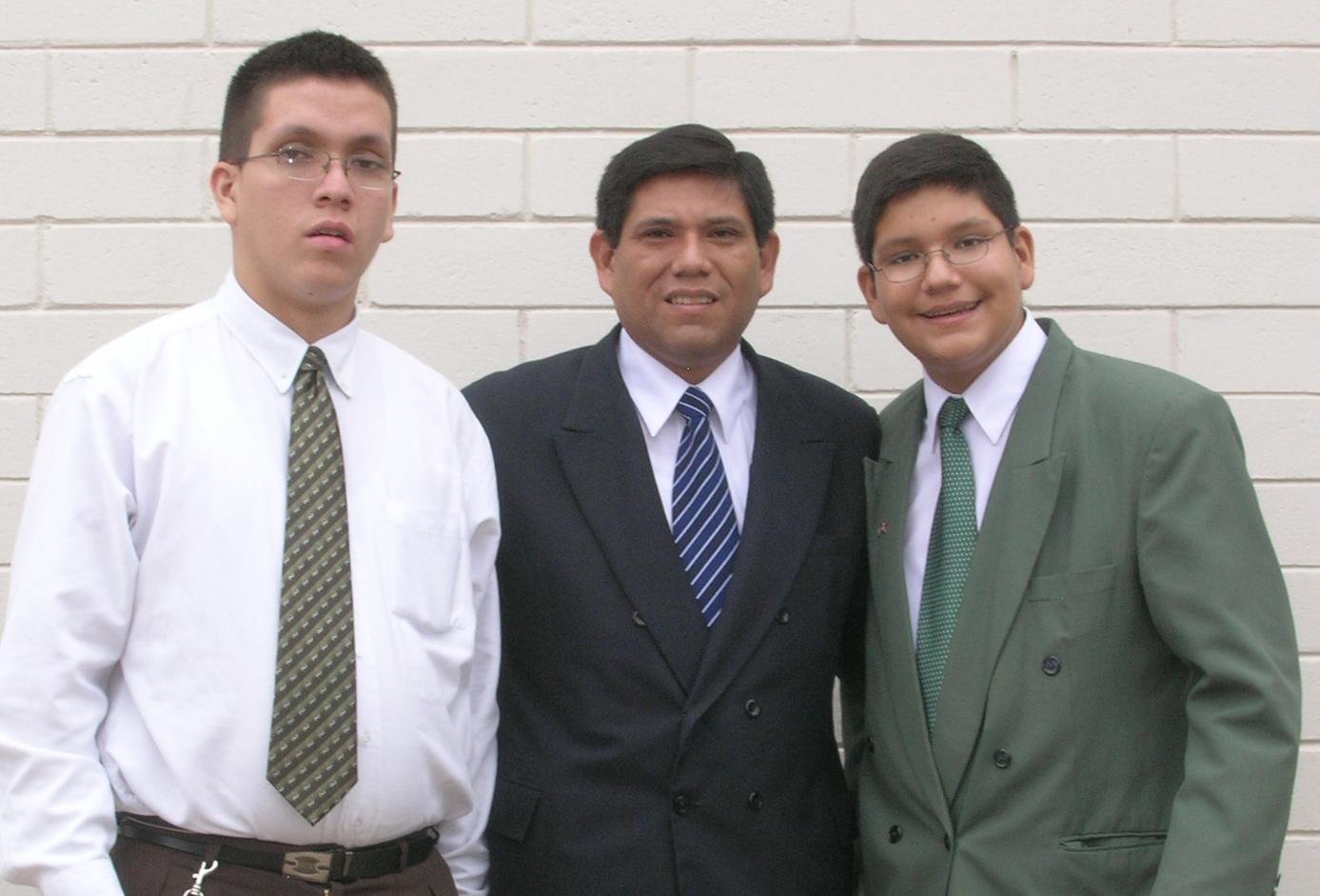 GUSTAVO JUAN OVIEDO KING Alumni Photo