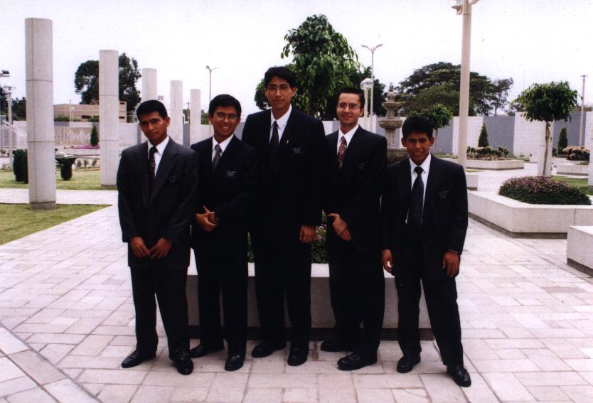 El grupo que ingreso a la Misión el 22 de Enero de 1999 a la Misión Norte estamos en el CCM
Gerardo Manuel Rojas Chavez
13 Jun 2004