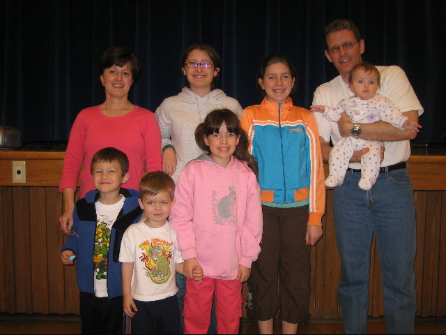 Kevan Weaver and family
Nicia  Whitaker
02 Apr 2007