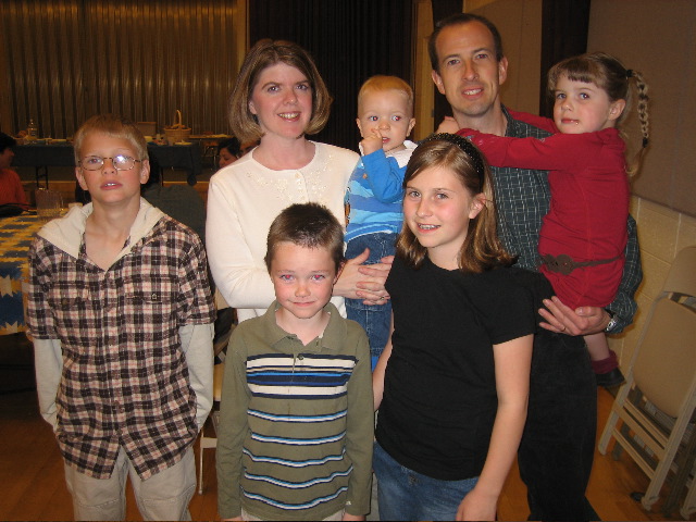 John Wilkey and family
Nicia  Whitaker
02 Apr 2007
