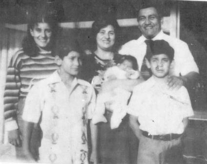 Primer presidente de la mision y familia
ALFREDO LADISLAO  MARDINI GONZALES
07 Aug 2008