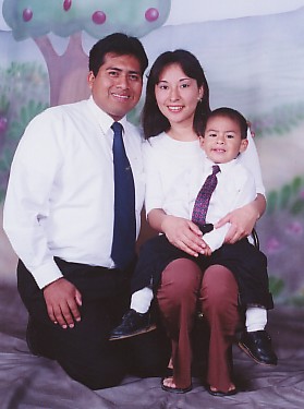 Esta es la foto de mi familia tomada recientemente
Silva Hayley Jenry silva Bruno
18 Sep 2005