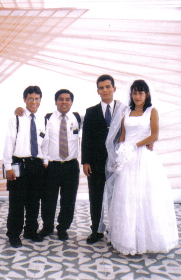 ELDER RAMOS ELDER TRUJILLO MI ESPOSA Y YO
GIANPIERRE ANTONIO REAÑO RAMIREZ
13 Dec 2006