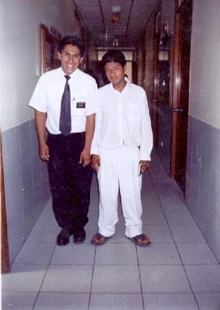 aca estoy con uno de mis conversos cuando fui misionero
ysauro manuel rodriguez caceres
17 Feb 2008