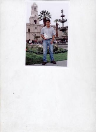 aca estoy en arequipa a mis 25 años
ysauro manuel rodriguez caceres
29 Mar 2007