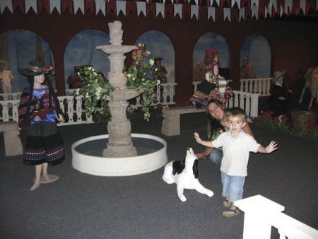 en el museo con Kyle
paola Karina Anderson
03 May 2007