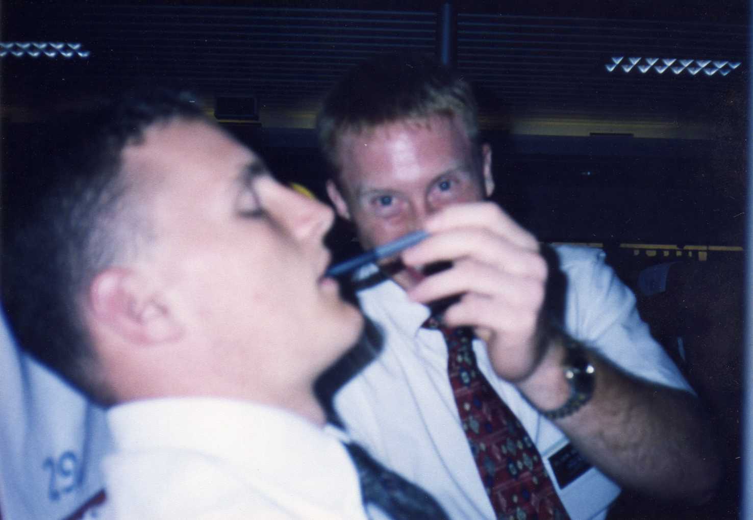 this is what will happen if u dont guard urself.. Elder Gudmundnson, the funny guy was makin fun with his comp E. millward inside the angel of hope.
Elgin Ausejo Topacio
09 Jul 2007