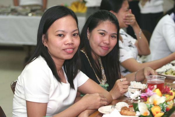 sisters Cobatcha and Olayta
Elgin Ausejo Topacio
18 Apr 2008