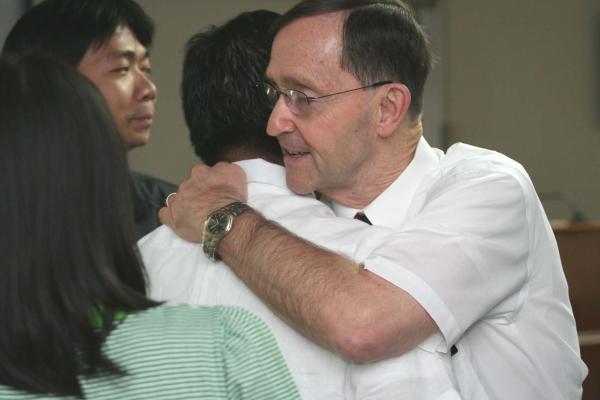 that's soo sweet pres. Smith
Elgin Ausejo Topacio
18 Apr 2008