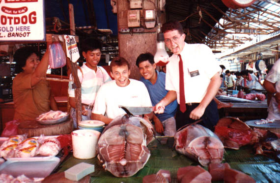 Shopping in the Cagayan De Oro market.
Adam Holdaway
26 Oct 2006