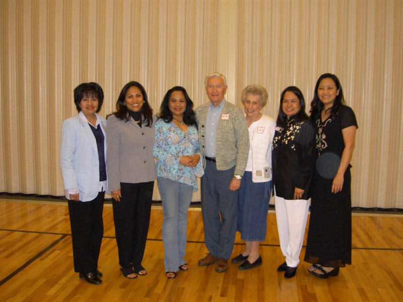 Reunion Pictures
Mark A. Caldwell
02 Apr 2005