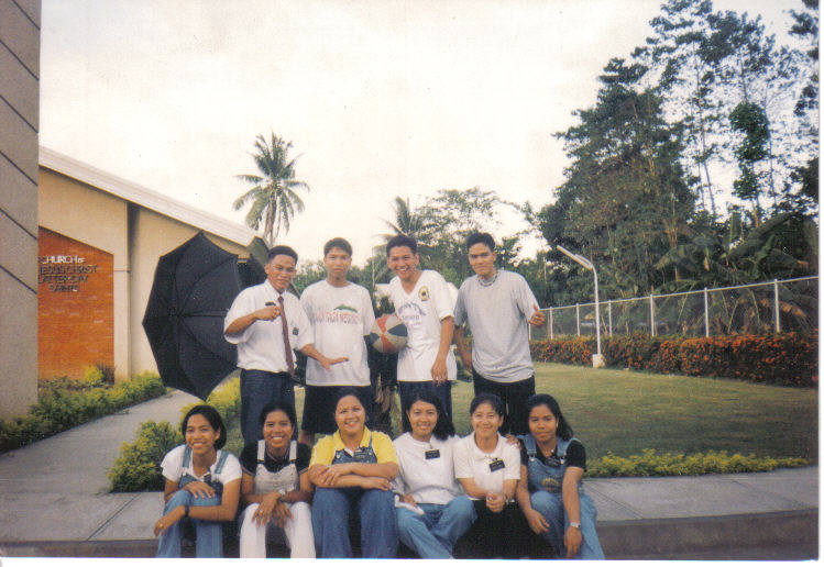 L-R: SIS. AMOLONG, SIS. MELANIO, SIS. LABRADOR, SIS. DUMLAO, SIS. MEJIA, SIS. ESPOSO, E. DESTACAMENTO, E. DEGUZMAN, E. NAVARRO, E. ABANGGAN
Rutchel Minerva Puckett
19 Aug 2005