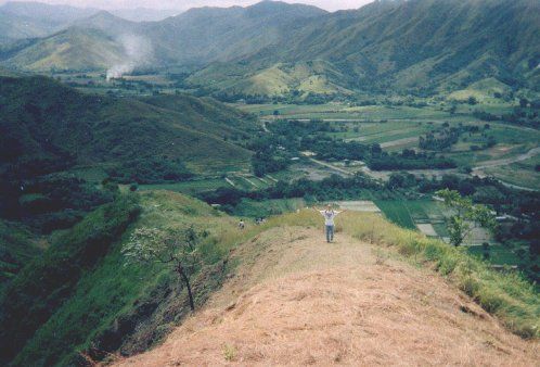 Hill in Bambang (taken by David Bleazard)
Joel Longhurst & Matthew Blake
16 Oct 2003