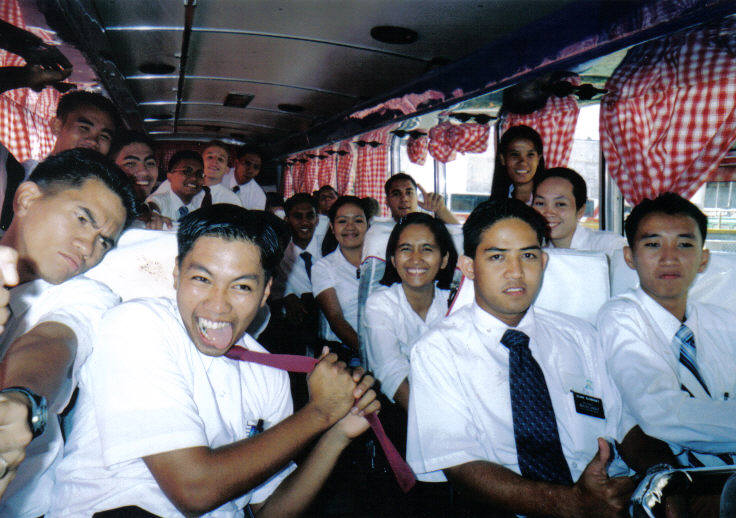 Transfer Bus
Michael Francis Sadiosa Ragragio
17 Oct 2006