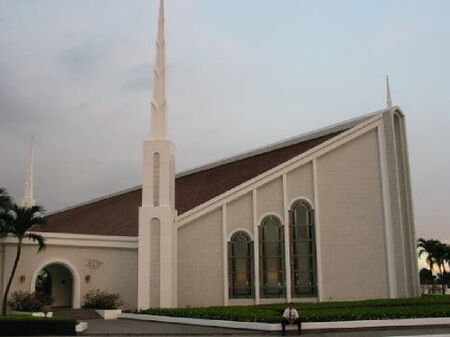 Nagaantay para kay sister
Genesis S. CENTENO
13 Feb 2003